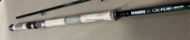 Trophy XL Glyde Centerpin Rod 1 Trophy XL Glyde centerPin Rod